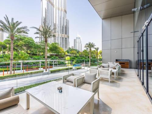 Luxury 3BR Apartment at Address Opera