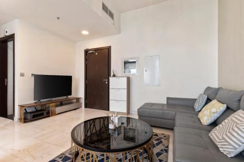 Brand New 2 BR in Bayz by Danube, Business Bay - Tap to explore photos