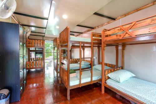 Bunga Hostel Female Dorm
