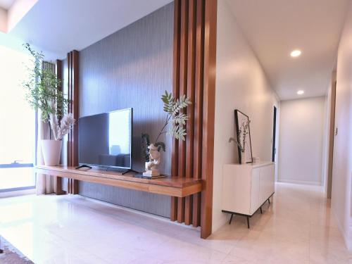 Tropicana The Residences - KLCC VIEW Luxury Apartment Collections - Tap to explore photos