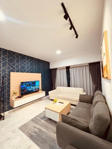 Eaton Service Apartment at KLCC - Tap to explore photos