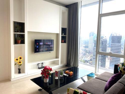 The KLCC Suite Platinum - Tap to explore photos
