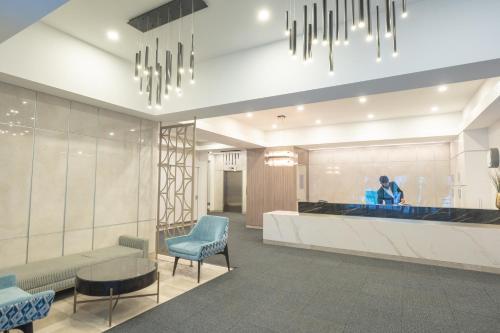 Boutique Suite of Downtown Toronto - Tap to explore photos