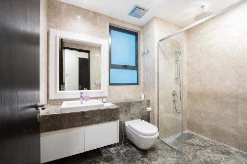 Moonway Luxury Suites At TM KLCC City Center - Tap to explore photos