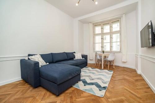 Cozy apartment in hipster area Room Type - One-Bedroom Apartment Cozy apartment in hipster area Room Type - One-Bedroom Apartment
