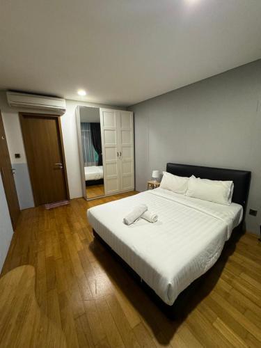 Vortex Serviced Suites KLCC Bukit Bintang Kuala Lumpur - Tap to explore photos