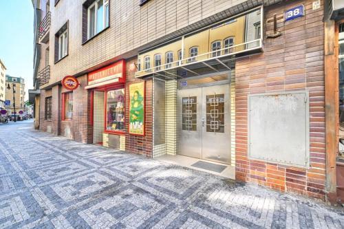 Smart and Luxury OLD TOWN Apartment