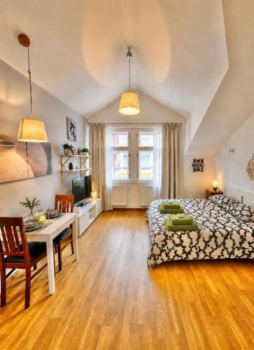 DOMIRA Riverside apartment