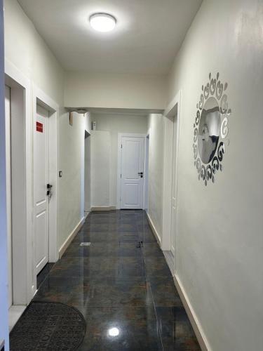 Amman Trail Hostel - Tap to explore photos