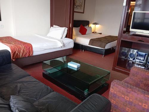 Vacation suite times Square kl - Tap to explore photos