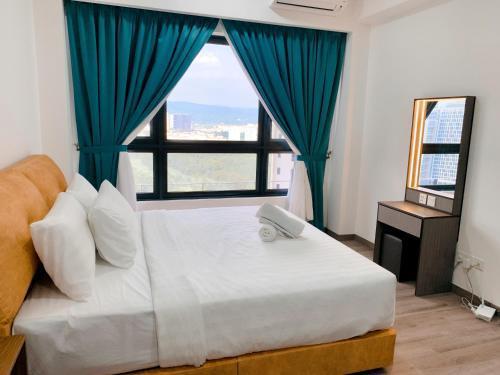 Crown Suites Agile Bukit Bintang Kuala Lumpur City Center - Tap to explore photos
