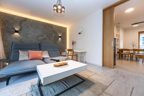 Wishlist Prague Residences - Karlín FREE PARKING - Tap to explore photos