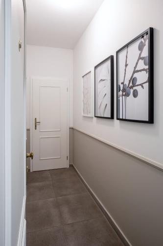 TurnKey I Elegant Studio by National Museum - Tap to explore photos