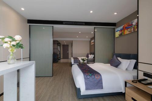 Yimi MIX International Apartment - Tap to explore photos