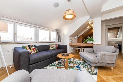 Magic Apartment with Terrace - Tap to explore photos