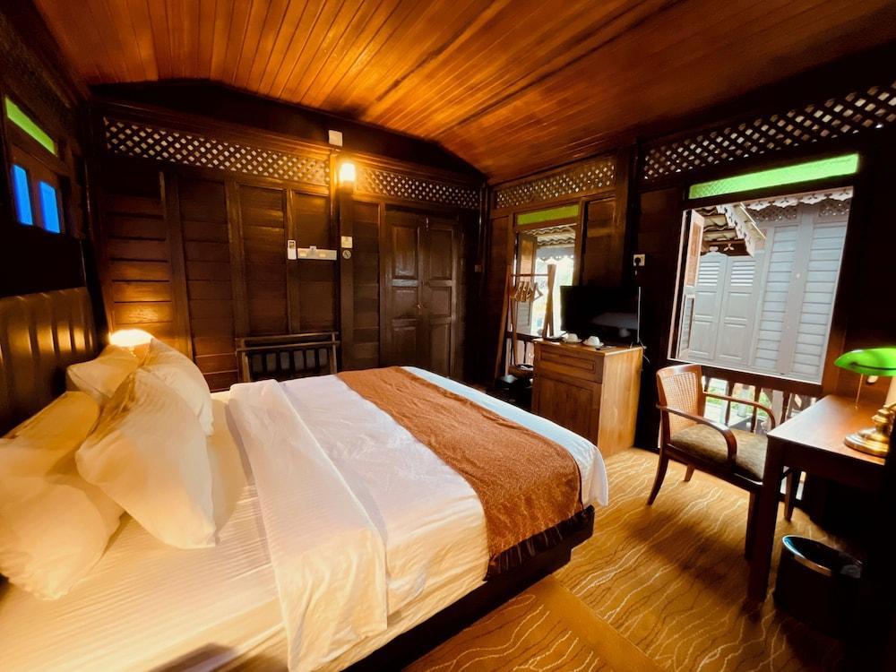 Landmark Cenang Room Type - Superior Villa, Balcony, Mountain View Landmark Cenang Room Type - Superior Villa, Balcony, Mountain View