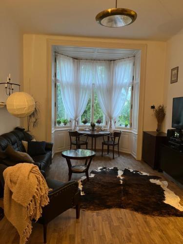 Retro apartment in Prague - Tap to explore photos
