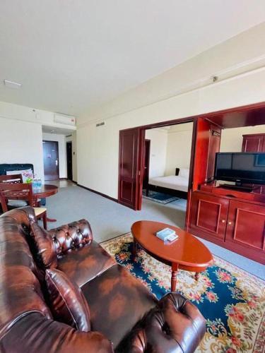 Gorgeous service suite at Imbi - Tap to explore photos