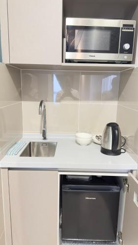 Luxury Studio Service Apartment Trion KL - Tap to explore photos