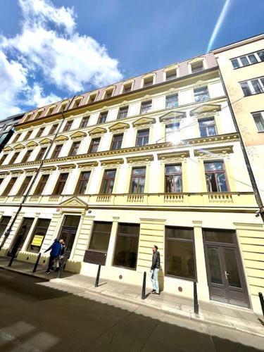 NewAPT next to Wenceslas Square