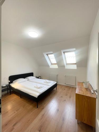 Cozy Atmos Apartments - Tap to explore photos