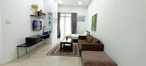 Taragon Time Service Suite KL - Tap to explore photos