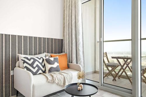 Silkhaus Luxurious Studio in Studio One Tower - Tap to explore photos