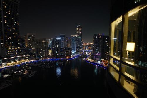 2 Bedroom Apartment full Marina View