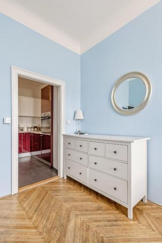 Apartment VLTAVA - Tap to explore photos