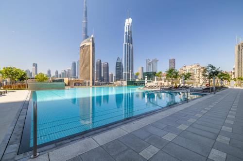 Beautiful Home with Full Burj View in Downtown