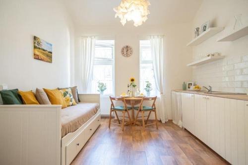 Nice one bedroom apartment in zizkov - Tap to explore photos