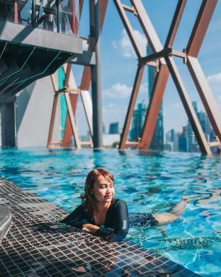 Scarletz Suites KLCC by KLIQ - Tap to explore photos