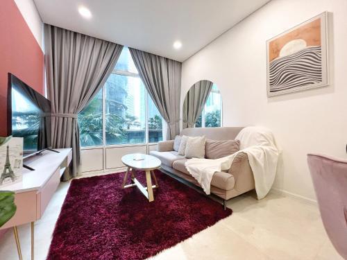 Sky Suites Blush 3BR Suite at KLCC - Tap to explore photos