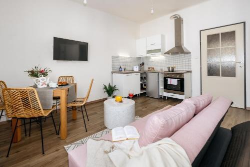 Prague Days - Open-Plan Studio - Close to Vyšehrad Castle - Tap to explore photos