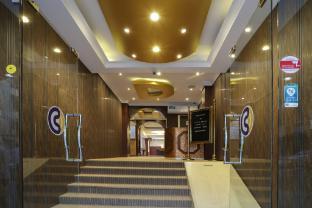 Click Grand Hotel - Bur Dubai - Tap to explore photos