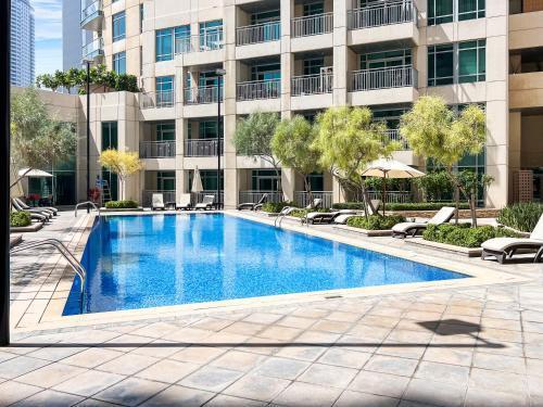 Premium Home with Panoramic Burj Khalifa Views - Tap to explore photos