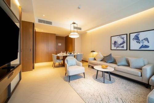 NewArabian Opera Address Residences - Tap to explore photos