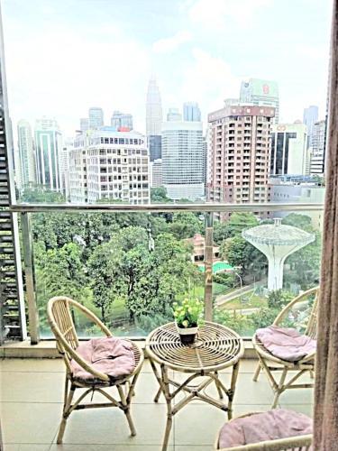 Suasana Suites KLCC Bukit Ceylon - Tap to explore photos