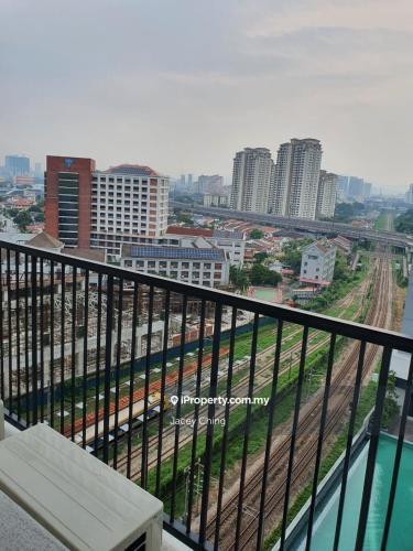 Vista residences sentul - Tap to explore photos