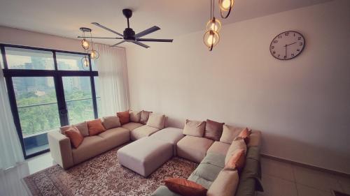 KLCC Legasi Executive Suite Apartment - Tap to explore photos