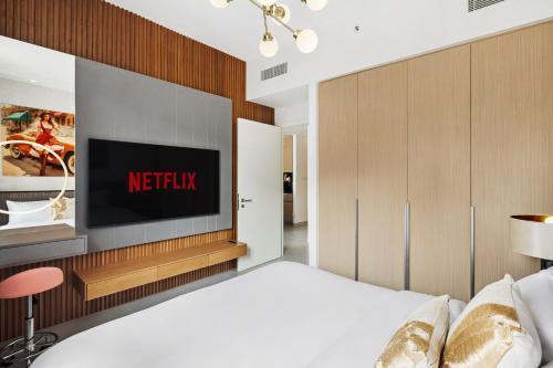 Spacious Apartment - Dubai Creek Harbour by DuStay