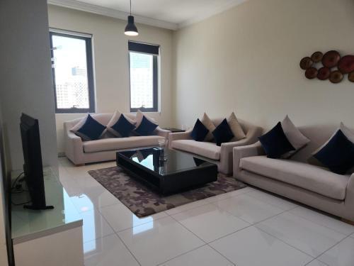 Damac Executive Bay - Tap to explore photos