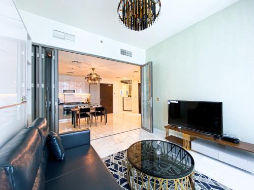 Elegant 1BDR Bayz By Danube, Business Bay-22 - Tap to explore photos