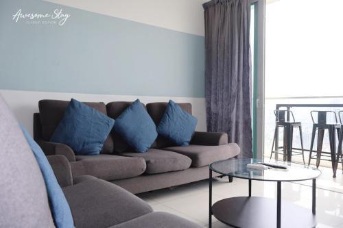 Awesomestay Hostel near KLCC , walk to PWTC PUTRA - Tap to explore photos