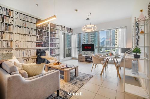 Stylish 2BR with Burj Khalifa View near Dubai Mall - Tap to explore photos