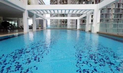 Parkview Serviced Apartment - Tap to explore photos