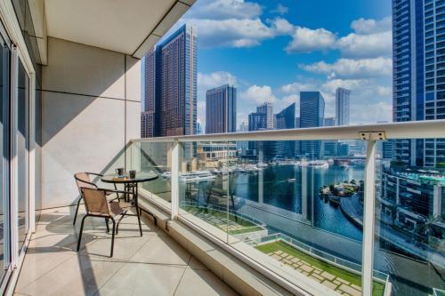 ShoresInn - Mesmerizing Waterfront in Dubai Marina