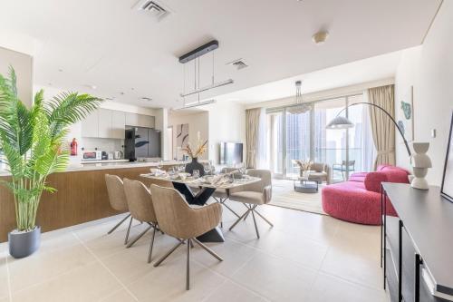 Luxury 3BR and Maid room Forte Tower 1 with Fountain View - Tap to explore photos