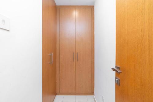 Bespoke Residences - Spacious Studio in Bay Square - Tap to explore photos