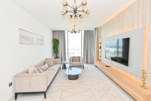 Unique 1BR in District One Meydan - Tap to explore photos